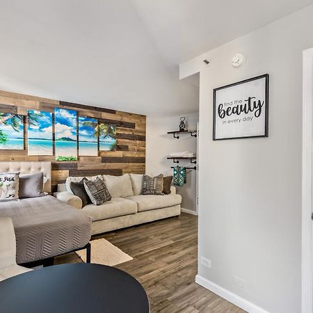 הונולולו Inviting Waikiki Grand Hotel Room One Block To Beach! מראה חיצוני תמונה