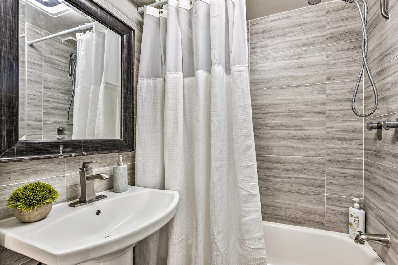 הונולולו Inviting Waikiki Grand Hotel Room One Block To Beach! מראה חיצוני תמונה